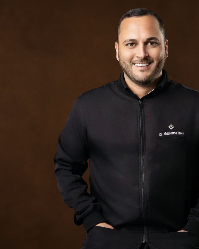 Dr. Guilherme Born, cirurgião-dentista